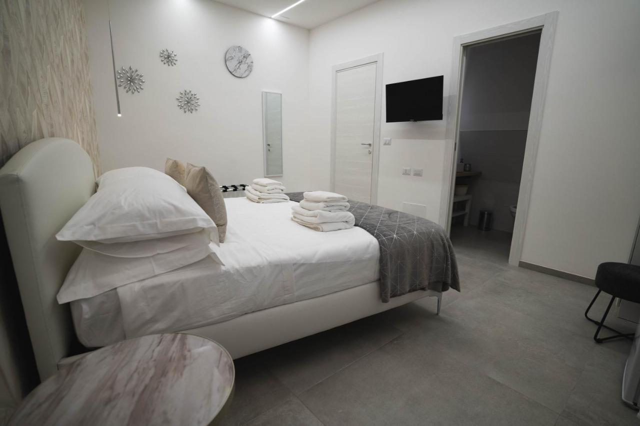 Arco Alto Rooms บารี ภายนอก รูปภาพ